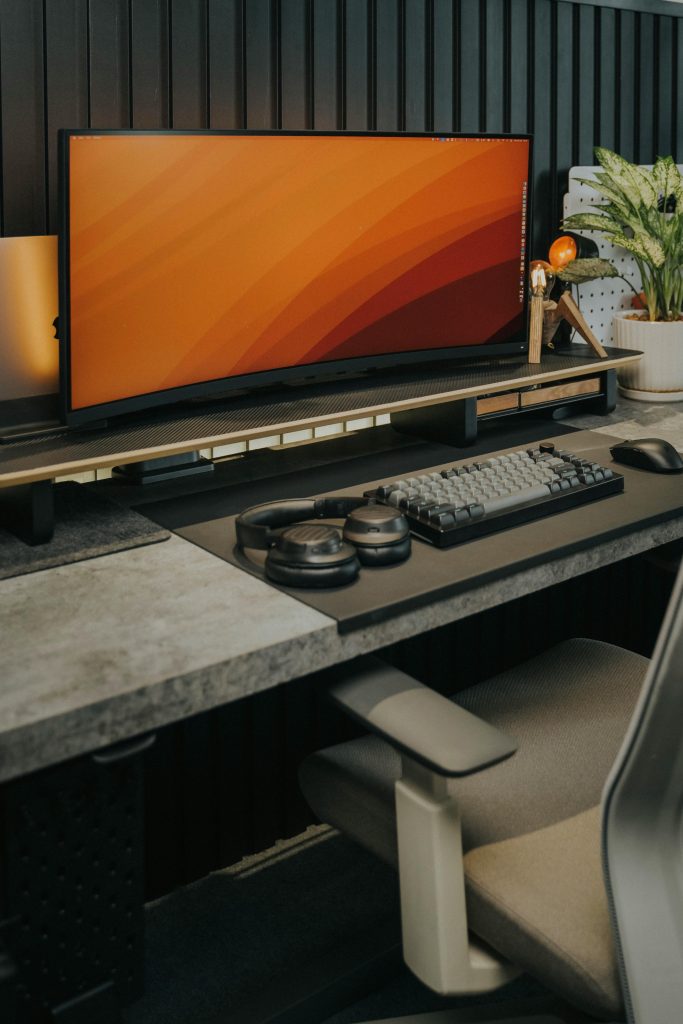 VPN Alternatives to Top 10 Listed on this Website. This image features a laptop and mouse in a classic office.